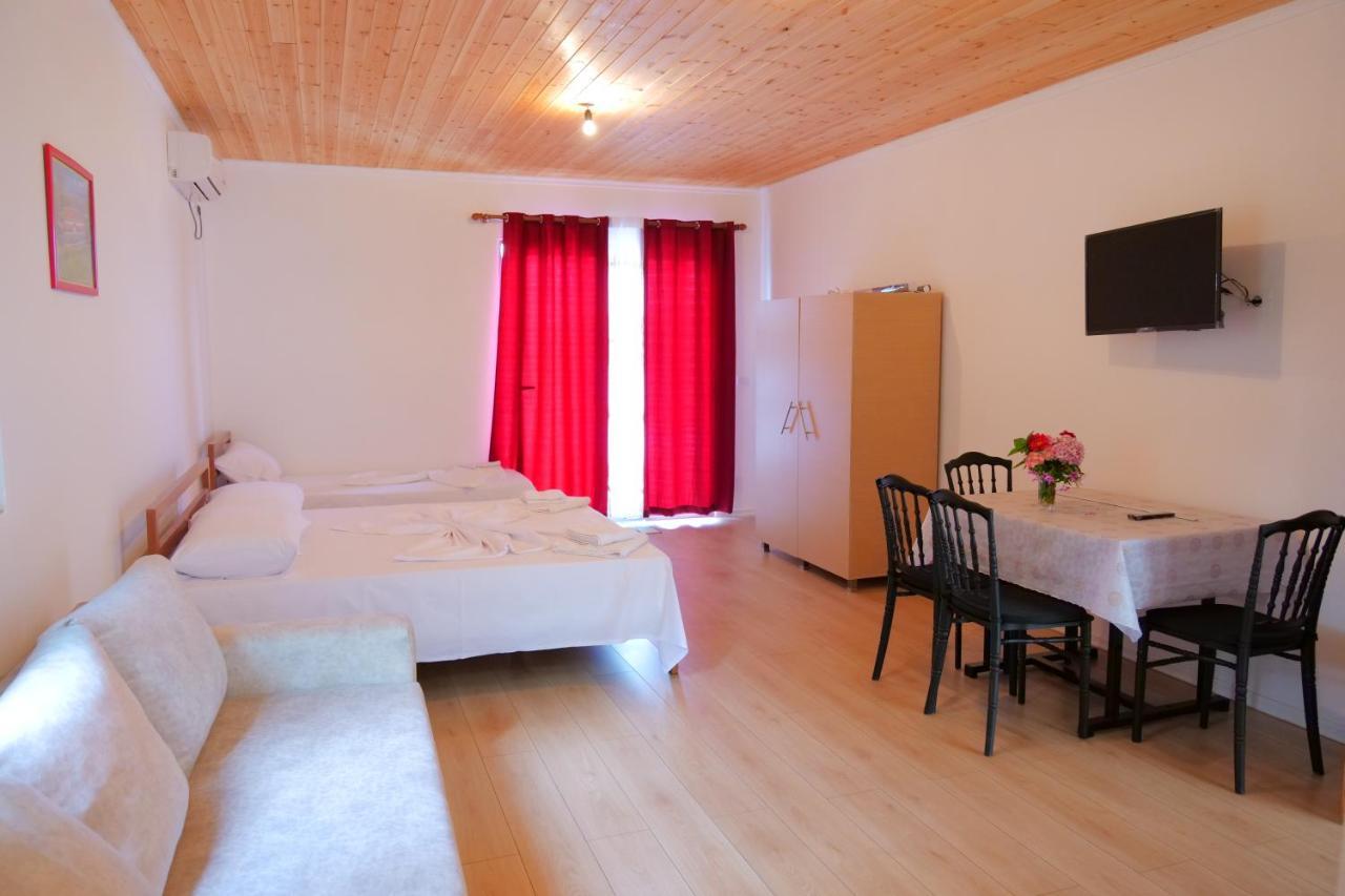 Guesthouse Panorama Nivice Sarandë 外观 照片